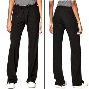 HeartSoul ‘Break on Through’ Women’s Scrubs - L